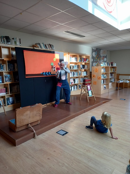 "Os Ratos de Lonxedetodo" na Biblioteca Municipal de Ponteceso